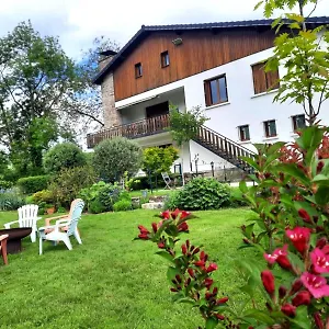 Bed & Breakfast Le Jardin De Moulis, Saint Girons, Ariege, Pyrenees,, Moulis